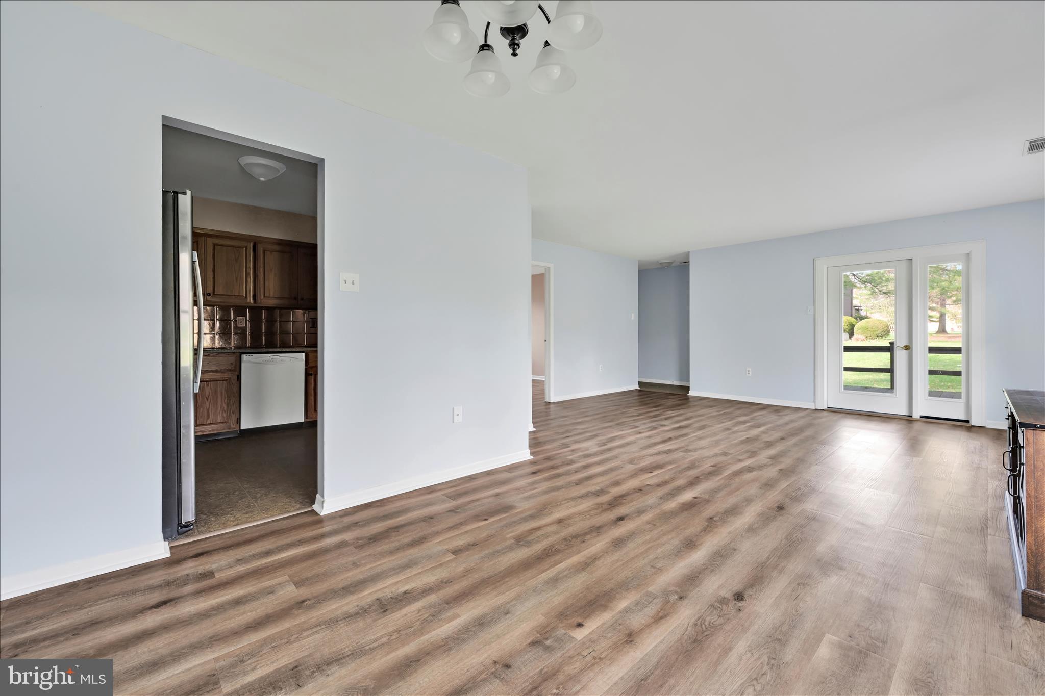 1901 Village Road Orwigsburg, PA 17961 - Photo 11 of 31 Dining Area