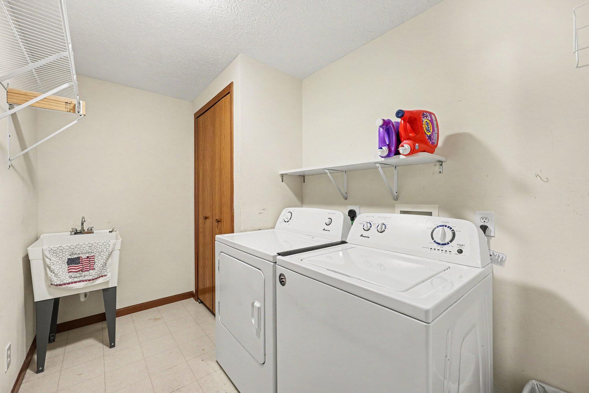 8202 Kennedy Road Munith, MI 49259 - Photo 18 of 39 017_file_3834