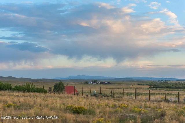 $299,000 | 10475 Highway 191, Pinedale, WY 82941
