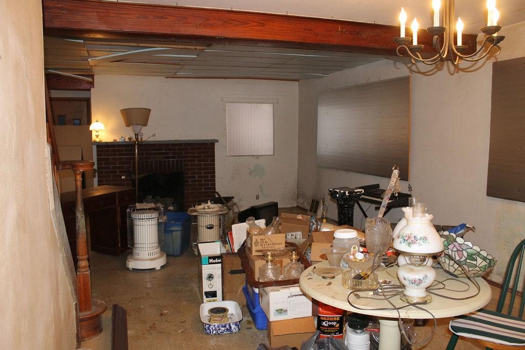 618 New Castle Road Butler, PA 16001 - Photo 4 of 15