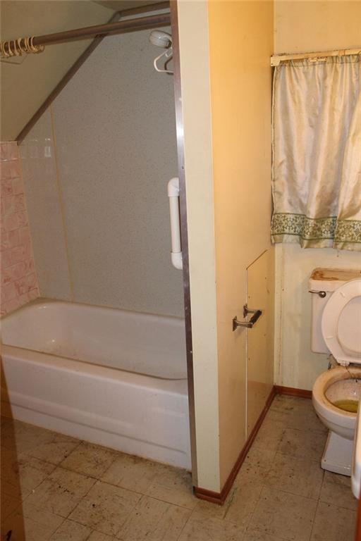 618 New Castle Road Butler, PA 16001 - Photo 8 of 15