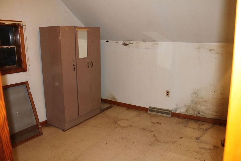 618 New Castle Road Butler, PA 16001 - Photo 9 of 15