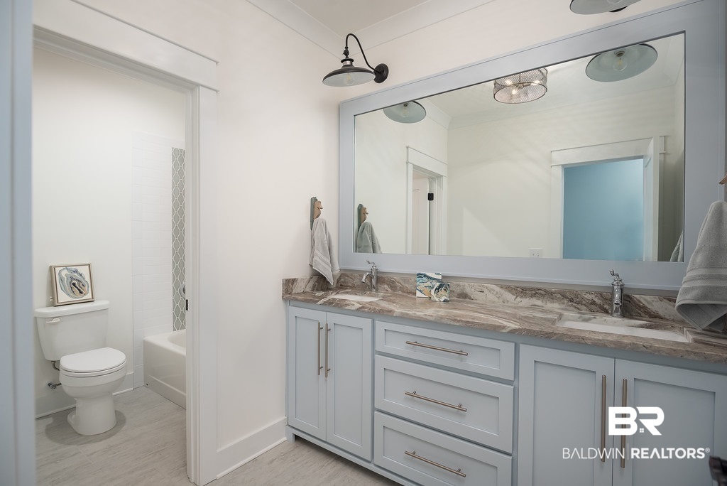 389 Pecan Avenue Fairhope, AL 36532 - Photo 35 of 50 Seaside style bath for Bedrooms 2 and 3