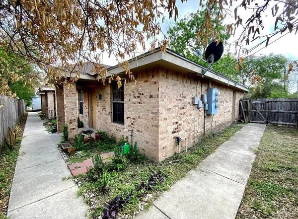 $750 | 2410 West Hackberry Avenue, Unit 2, McAllen, TX 78501