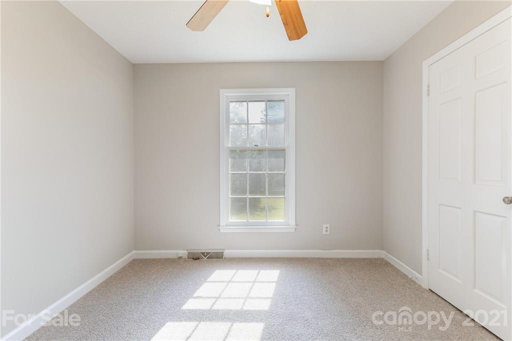 879 Nightingale Road Rock Hill, SC 29732 - Photo 18 of 19 Gallery Image 18