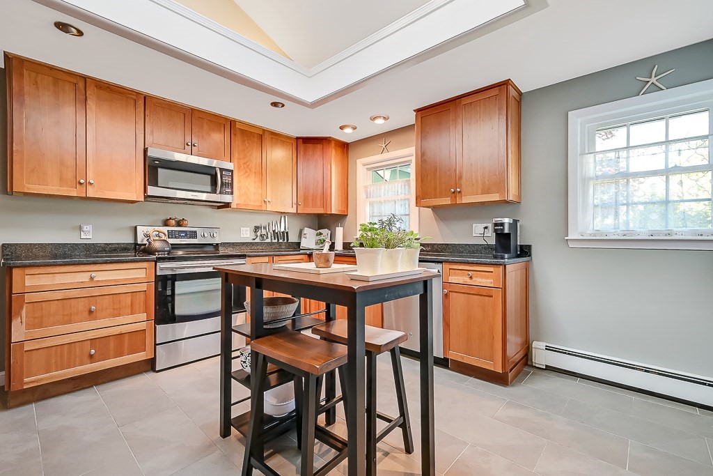14 Red Coat Road Framingham, MA 01701 - Photo 18 of 42 Gallery Image 18