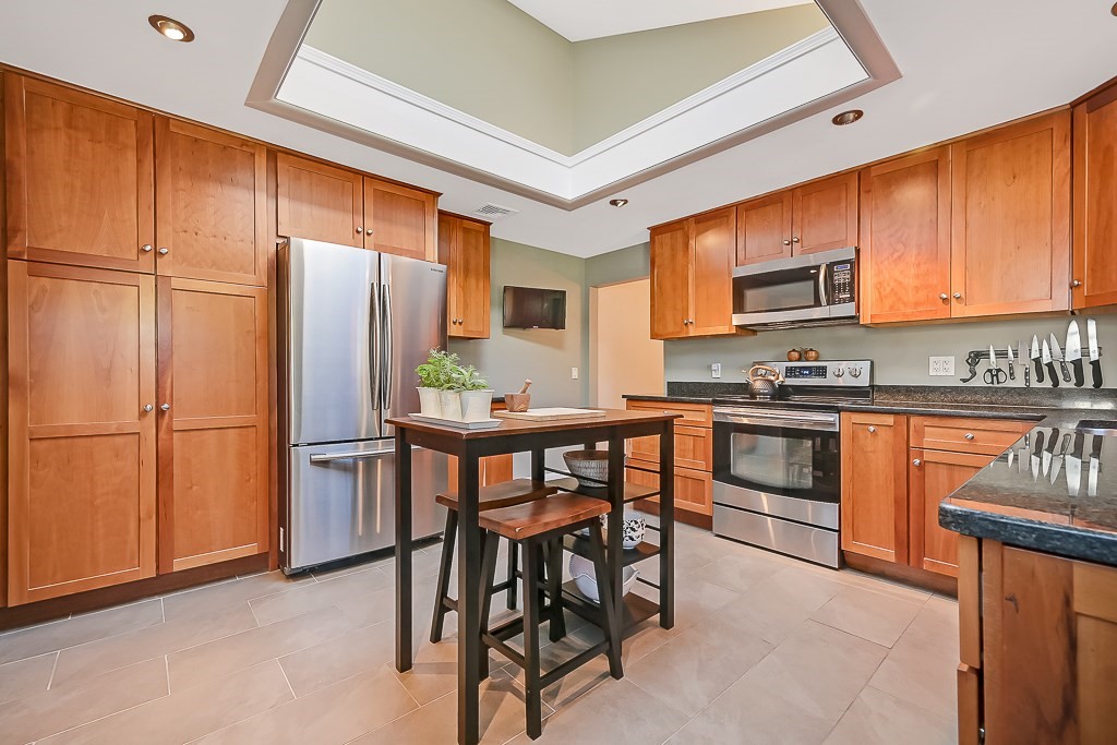 14 Red Coat Road Framingham, MA 01701 - Photo 19 of 42 Gallery Image 19