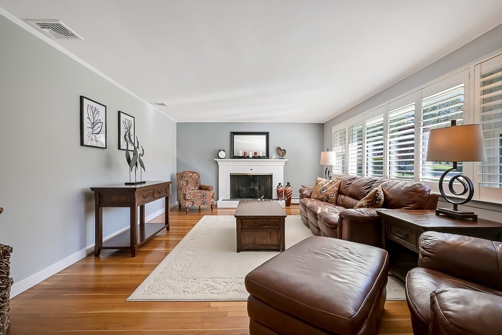 14 Red Coat Road Framingham, MA 01701 - Photo 2 of 42 Gallery Image 2