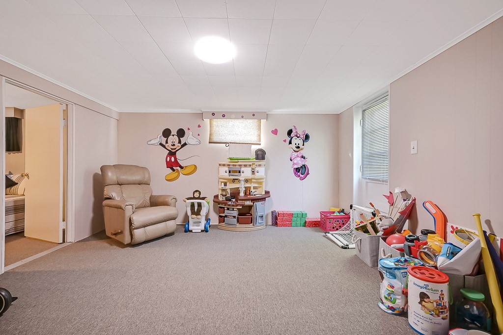 14 Red Coat Road Framingham, MA 01701 - Photo 29 of 42 Gallery Image 29