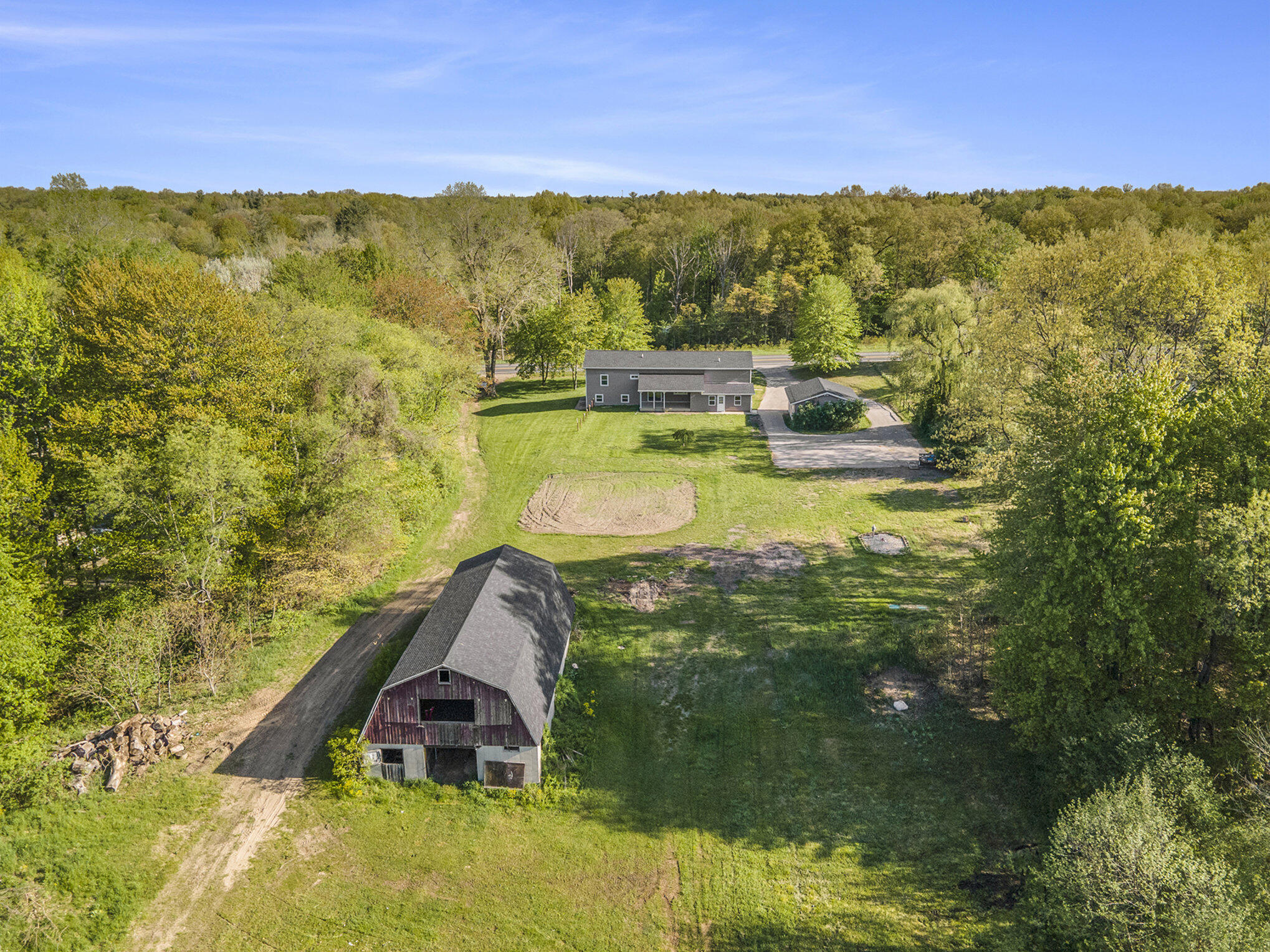 3907 Farr Road Fruitport, MI 49415 - Photo 6 of 47 007_dji_0008