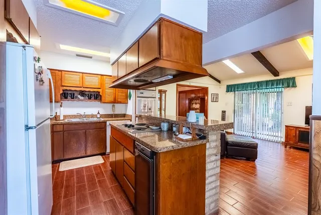 $259,000 | 1712 Foster Drive, Arlington, TX 76012