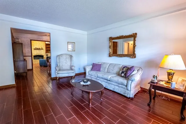 $259,000 | 1712 Foster Drive, Arlington, TX 76012