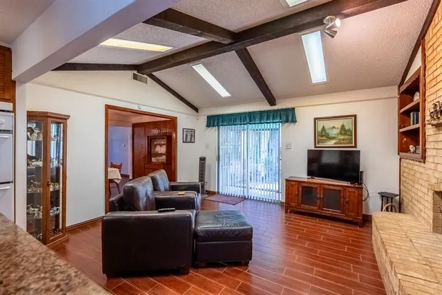 $259,000 | 1712 Foster Drive, Arlington, TX 76012