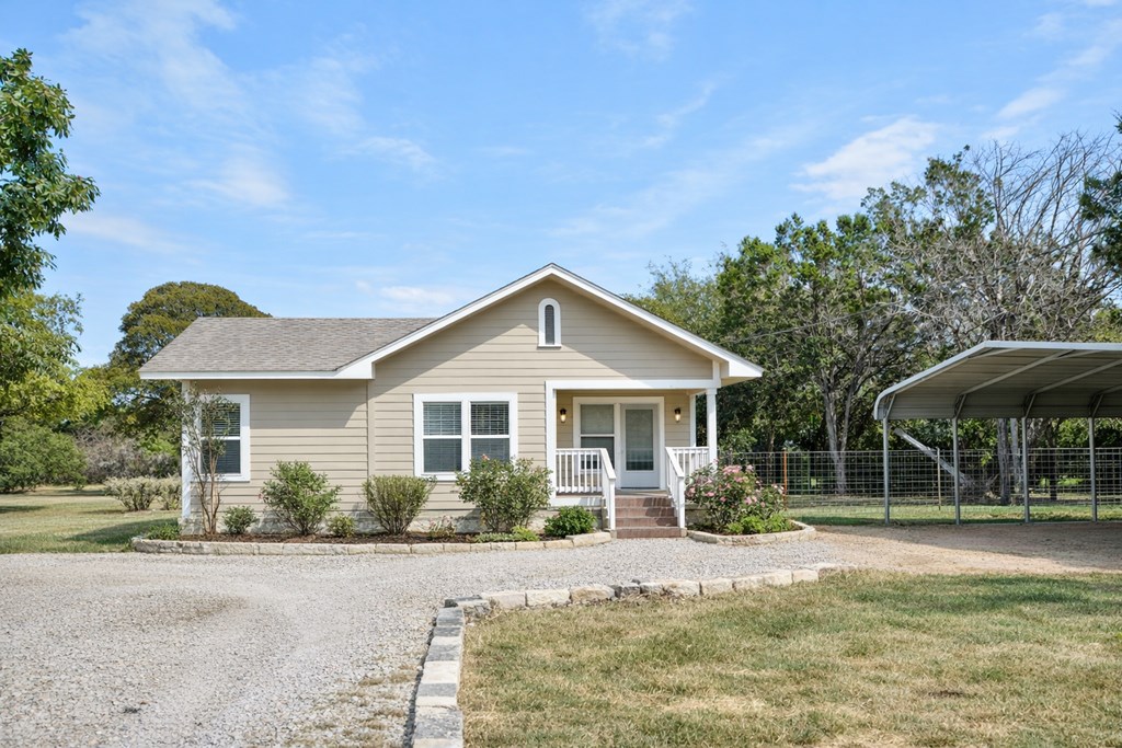 659 Town Creek Road Kerrville, TX 78028 - Photo 14 of 25