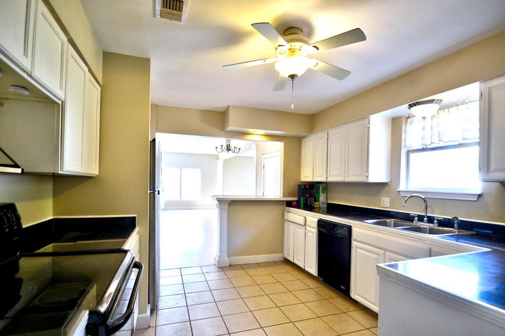 659 Town Creek Road Kerrville, TX 78028 - Photo 20 of 25