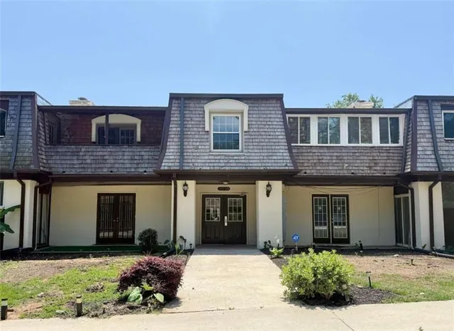 $85,000 | 54 Le Parc Fontaine, Lithonia, GA 30038