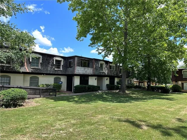 $85,000 | 54 Le Parc Fontaine, Lithonia, GA 30038