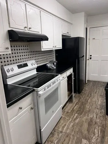 $85,000 | 54 Le Parc Fontaine, Lithonia, GA 30038