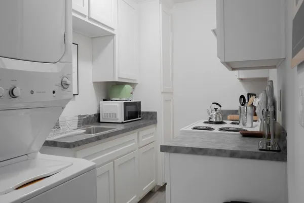 $1,150 | 4903 Noble Street, Unit 1, Houston, TX 77020