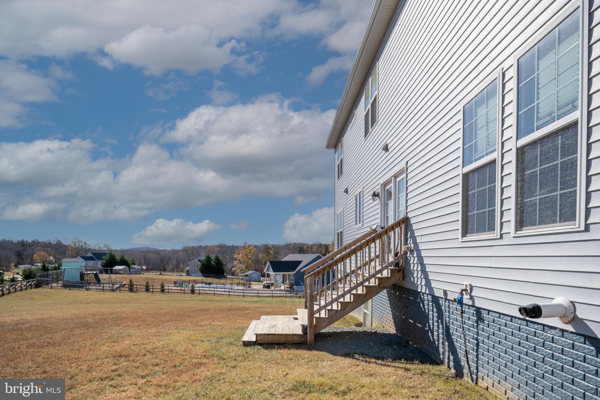 9590 Blackbird Loop Culpeper, VA 22701 - Photo 17 of 76 Room for a Deck