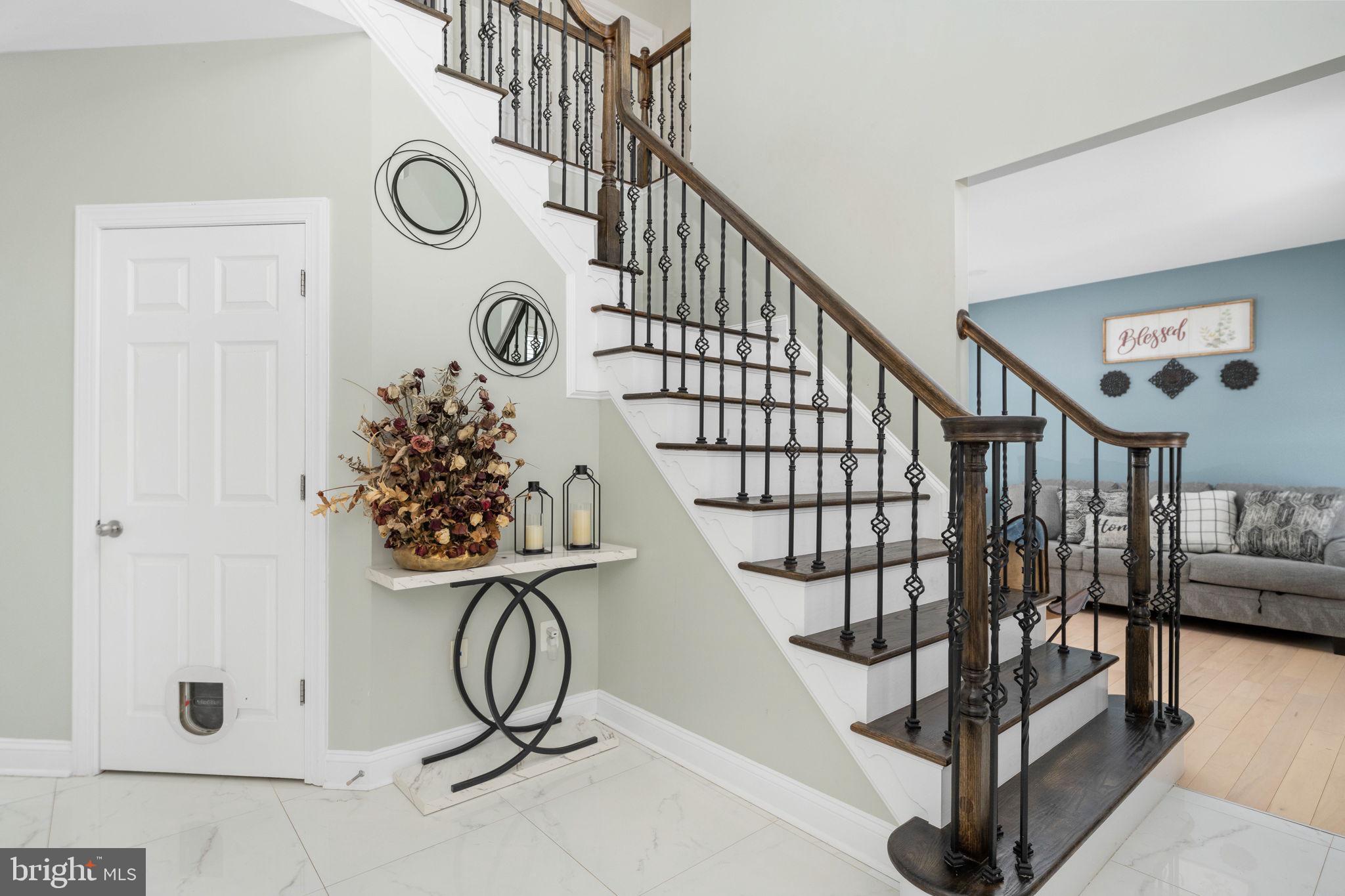 9590 Blackbird Loop Culpeper, VA 22701 - Photo 27 of 76 Foyer