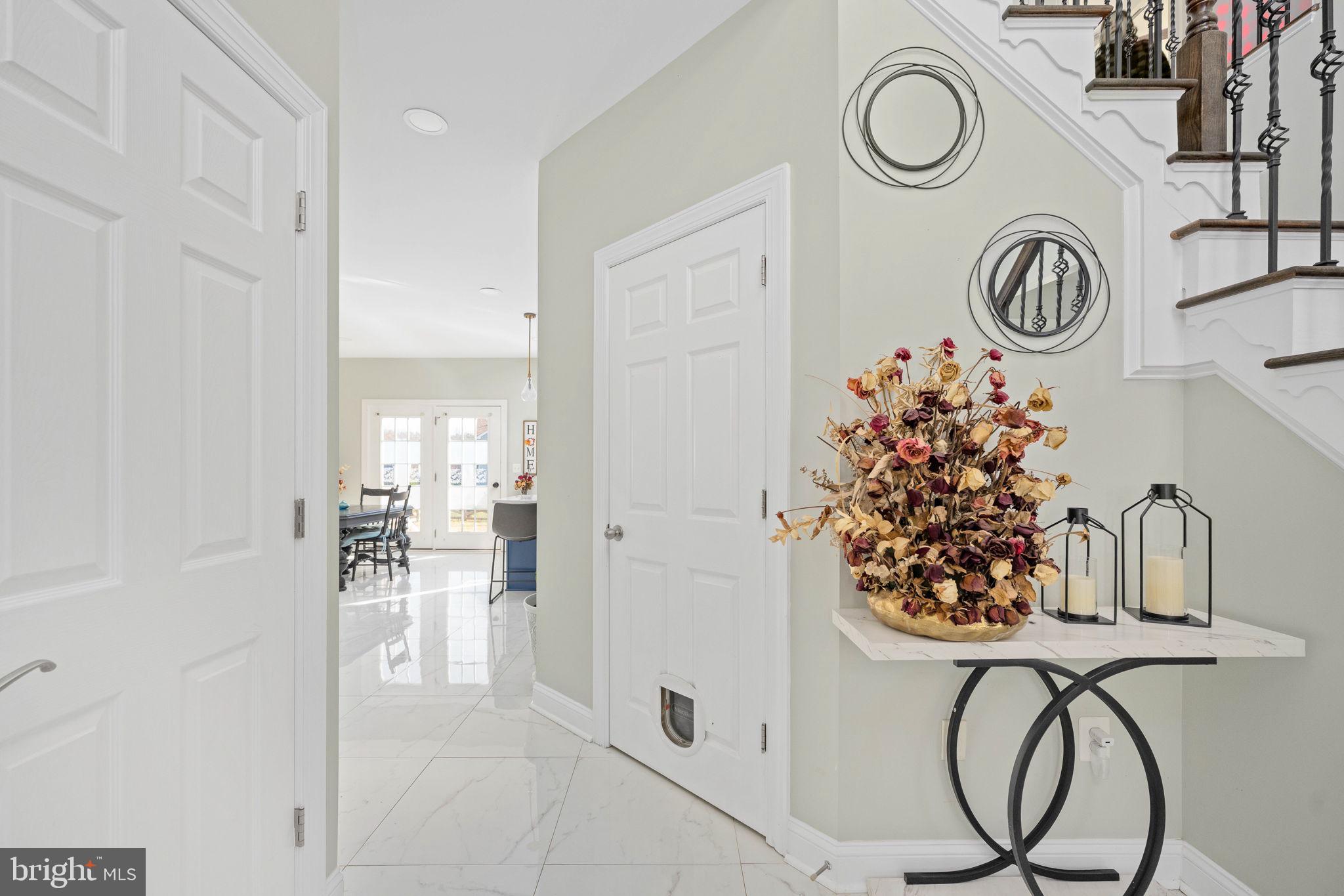 9590 Blackbird Loop Culpeper, VA 22701 - Photo 30 of 76 Grand Foyer