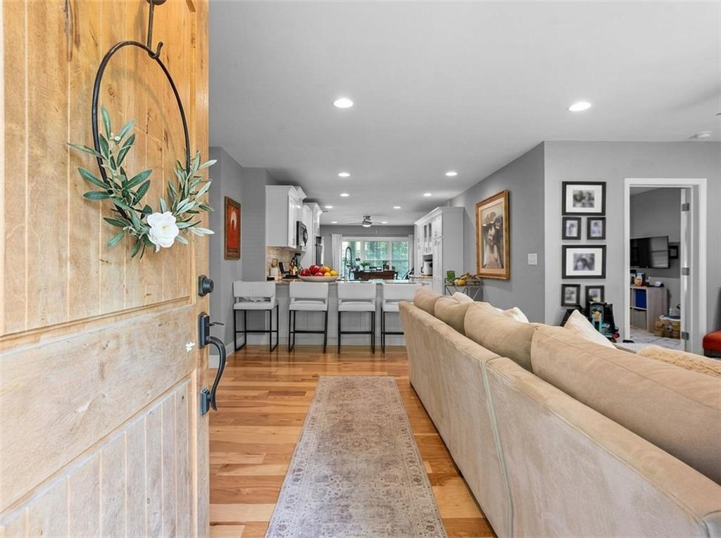 1152 Eastridge Road Southwest Atlanta, GA 30311 - Photo 6 of 35 Gallery Image 6