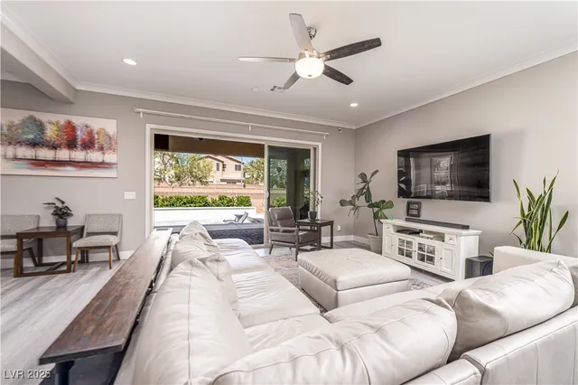 $900,000 | 9606 Aqua Harbor Way, Las Vegas, NV 89178