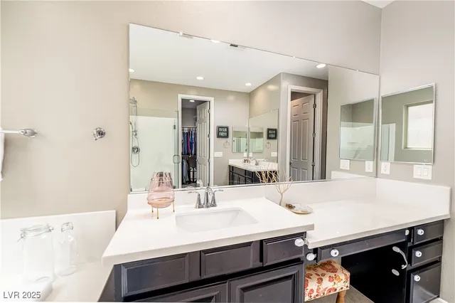 $900,000 | 9606 Aqua Harbor Way, Las Vegas, NV 89178