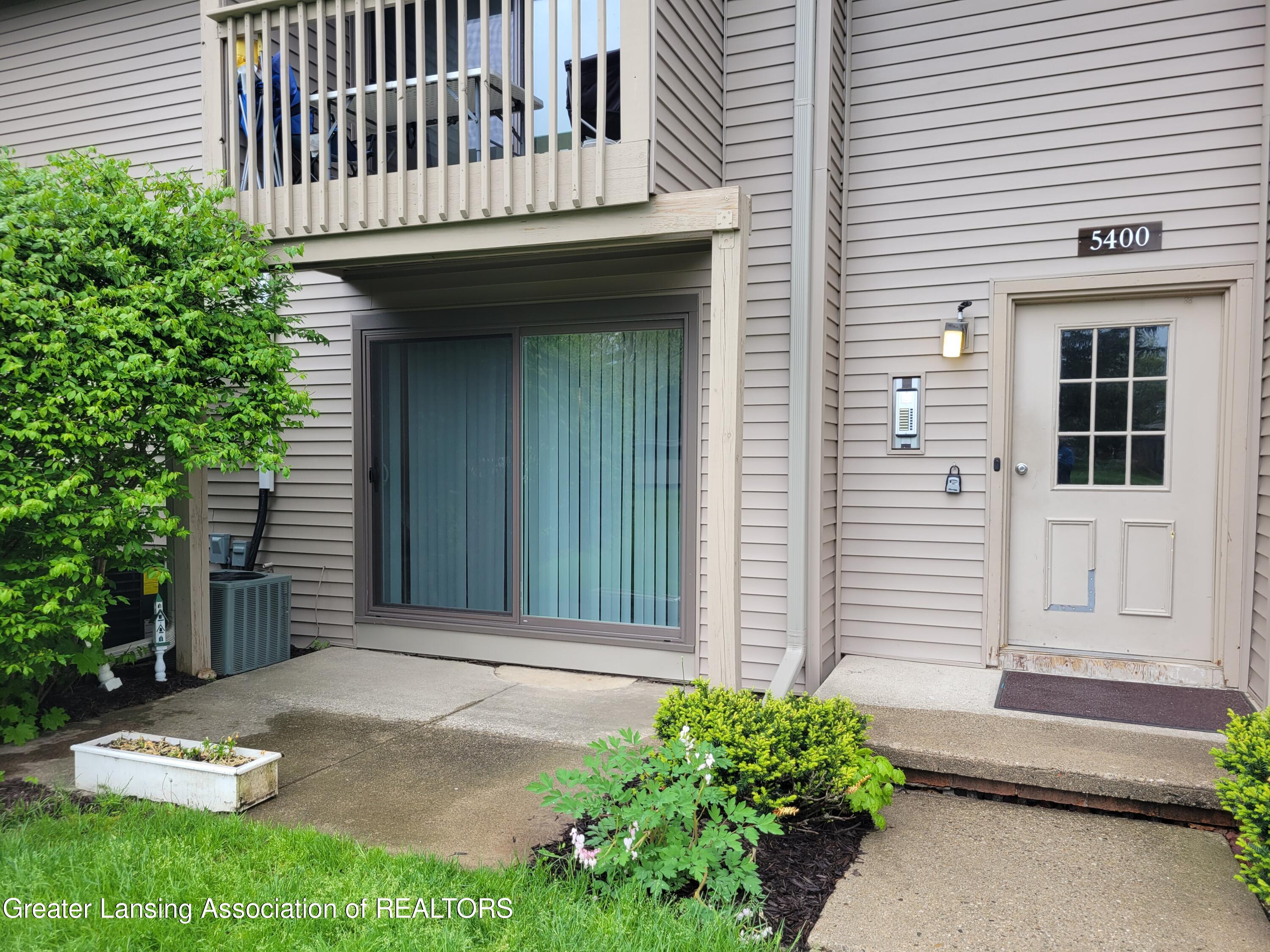 5400 Maple Ridge Road, Unit 9 Haslett, MI 48840 - Photo 1 of 11 20220518_103623