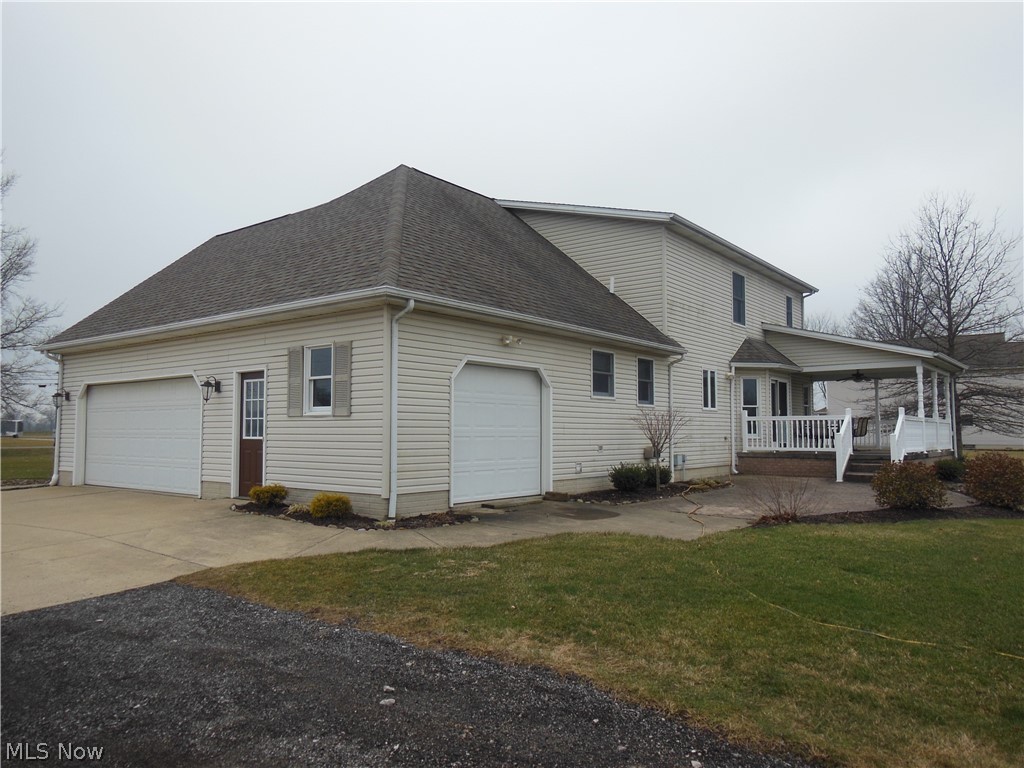 40672 Slife Road Lagrange, OH 44050 - Photo 3 of 31