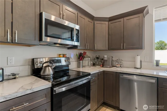 $438,000 | 414 North Washington Street, Moses Lake, WA 98837