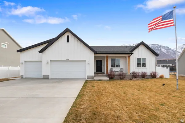 $669,000 | 949 Red Cliff Drive, Santaquin, UT 84655