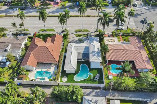 $12,995 | 1241 Hollywood Boulevard, Hollywood, FL 33019