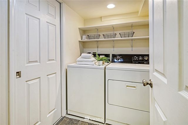 $995,000 | 2347 North 63rd Street, Seattle, WA 98103