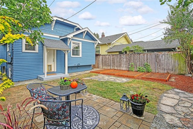 $995,000 | 2347 North 63rd Street, Seattle, WA 98103