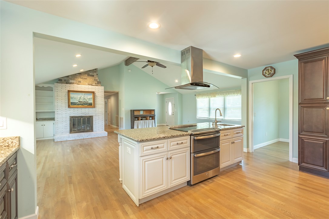 105 Hillandale Road Seneca, SC 29672 - Photo 13 of 47