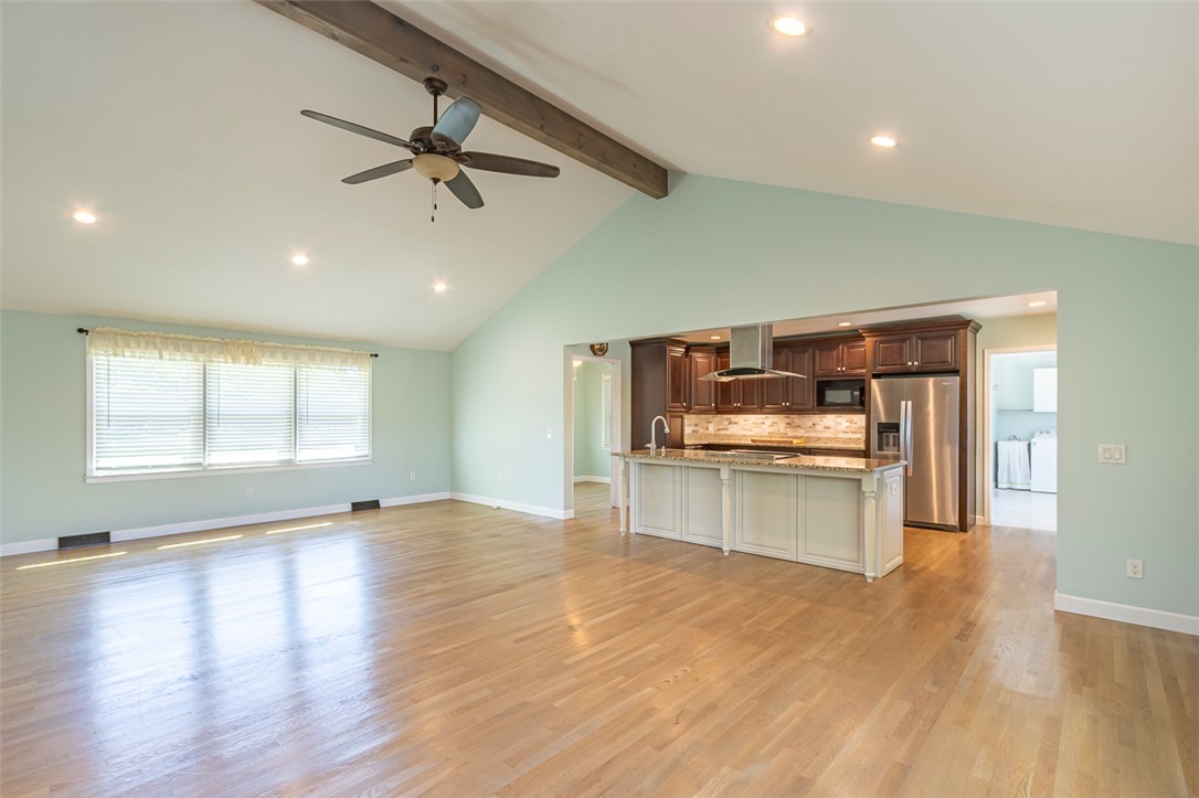 105 Hillandale Road Seneca, SC 29672 - Photo 6 of 47