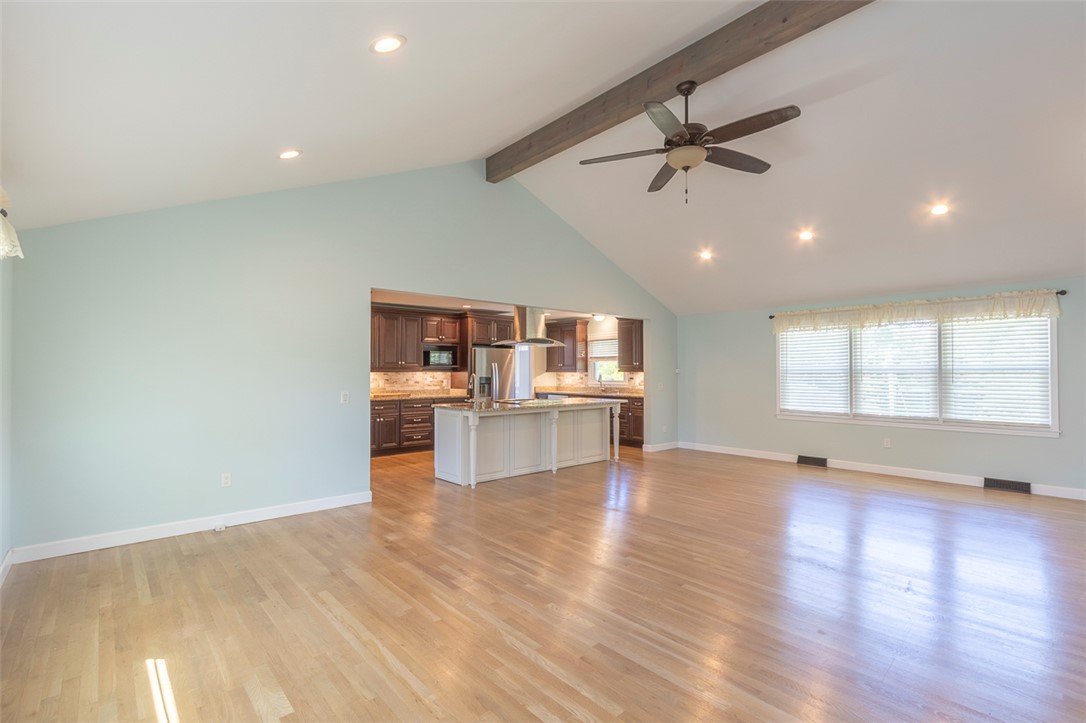 105 Hillandale Road Seneca, SC 29672 - Photo 8 of 47