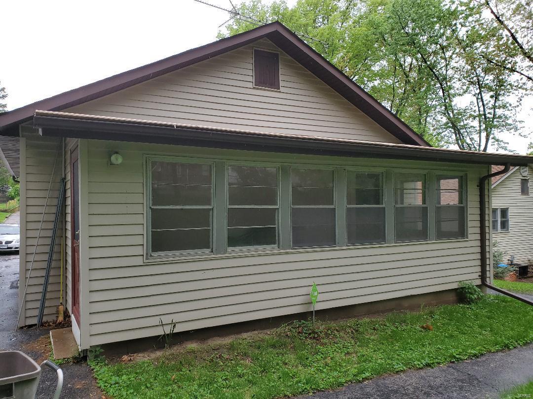 2960 Ridgeway Avenue St. Louis, MO 63114 - Photo 11 of 12 Gallery Image 11