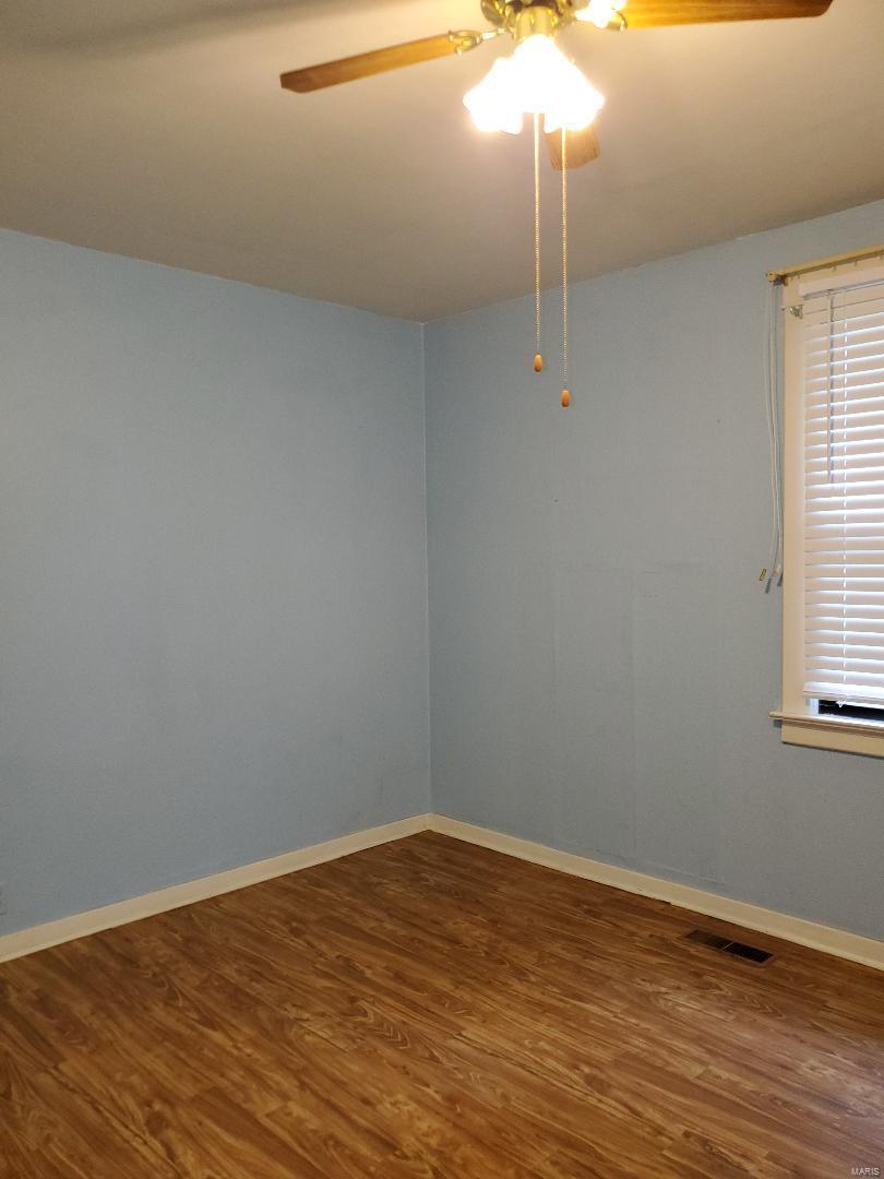 2960 Ridgeway Avenue St. Louis, MO 63114 - Photo 8 of 12 Gallery Image 8