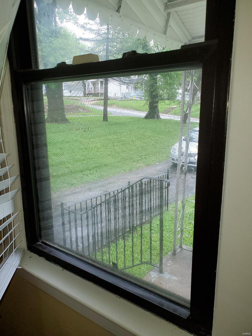 2960 Ridgeway Avenue St. Louis, MO 63114 - Photo 10 of 12 Gallery Image 10