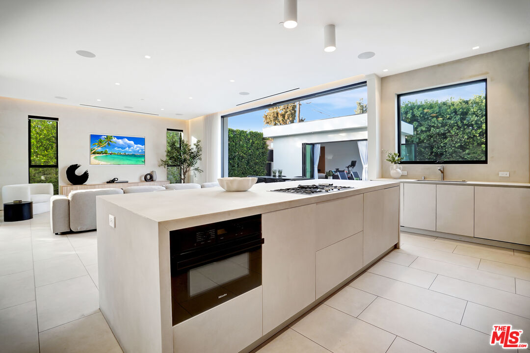 6687 Colgate Avenue Los Angeles, CA 90048 - Photo 50 of 64