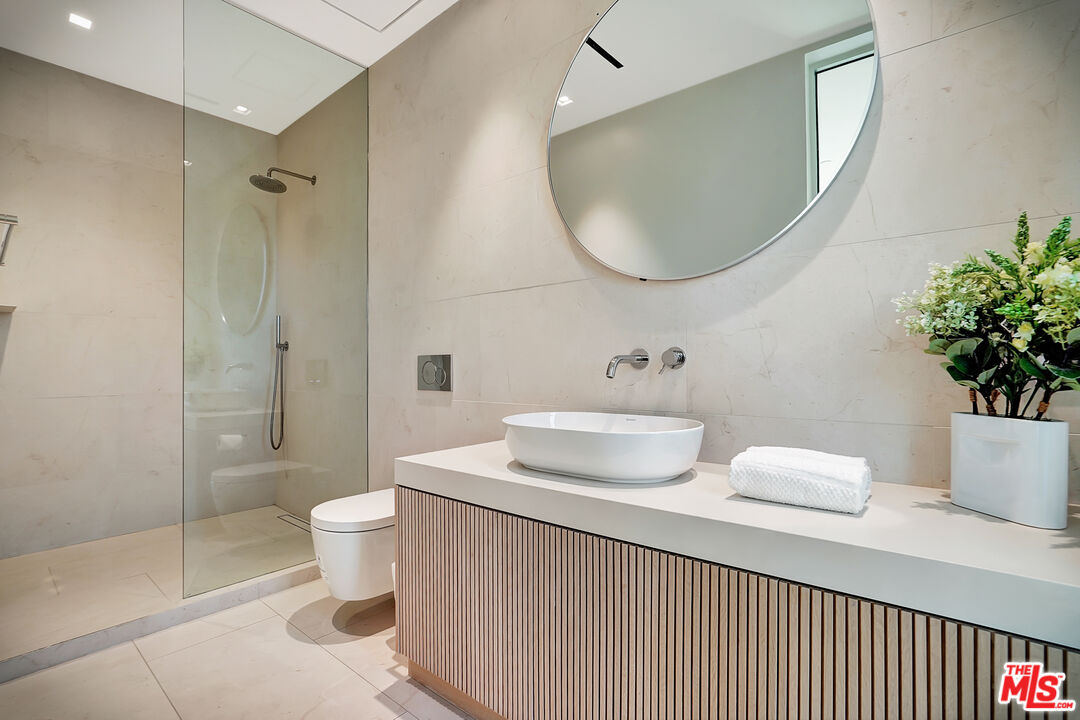 6687 Colgate Avenue Los Angeles, CA 90048 - Photo 10 of 64