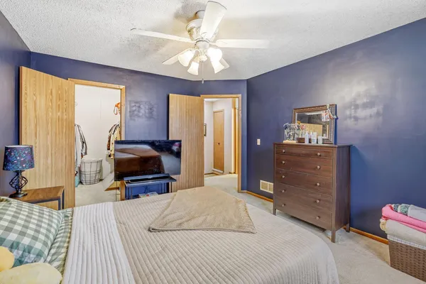 $195,000 | 12616 University Avenue Northwest, Coon Rapids, MN 55448