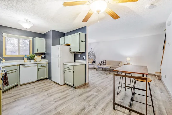 $195,000 | 12616 University Avenue Northwest, Coon Rapids, MN 55448