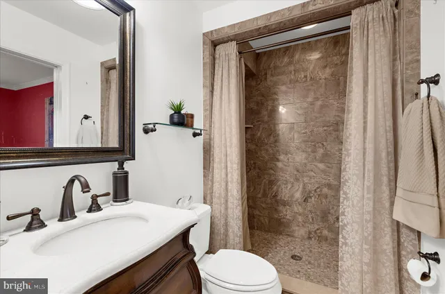 $825,000 | 360 Hoile Lane, Huntingtown, MD 20639