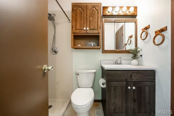 $224,000 | 121 Concord Circle, Mascoutah, IL 62258