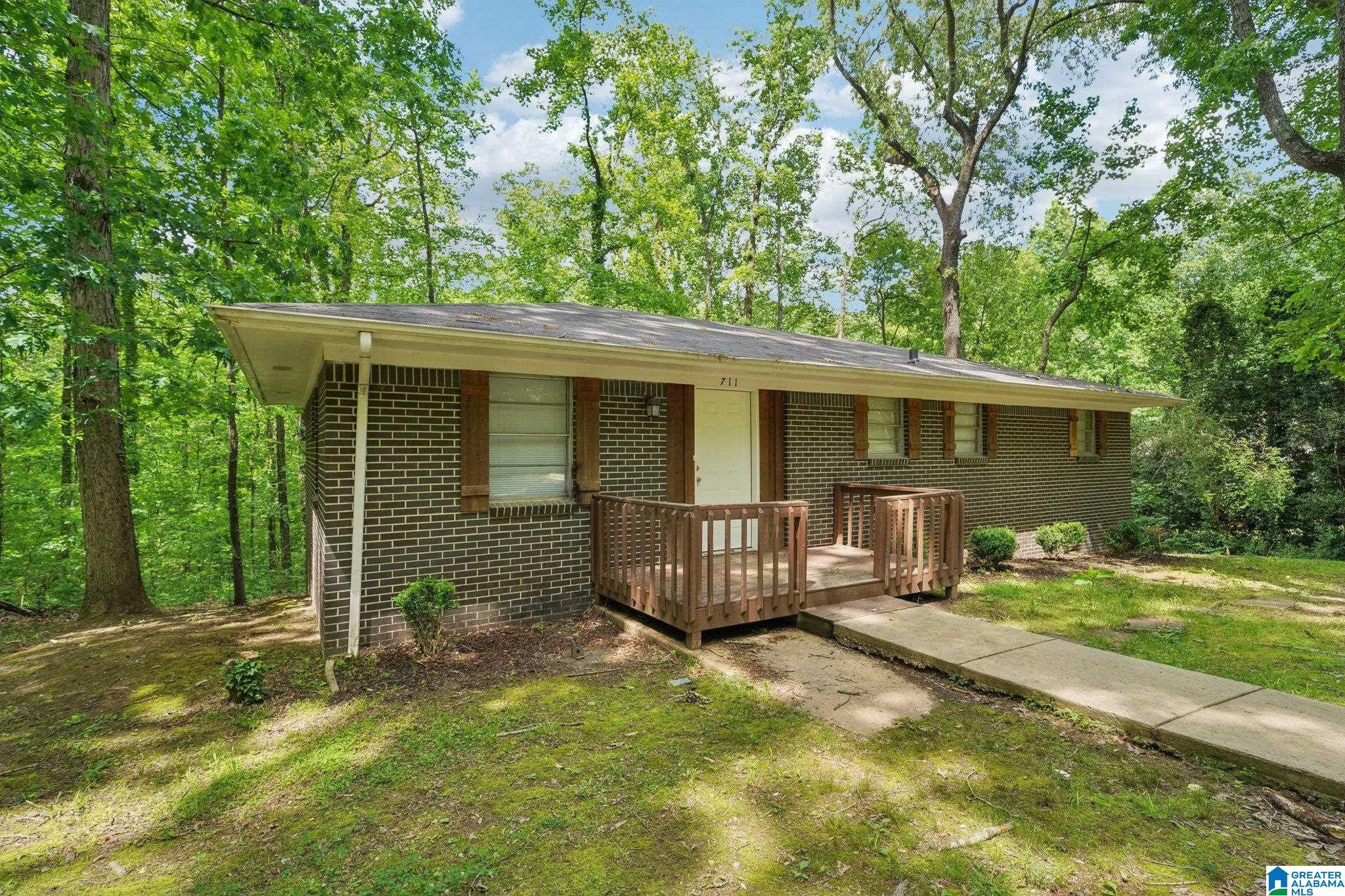 711 Oak Ridge Drive Birmingham, AL 35214 - Photo 3 of 27