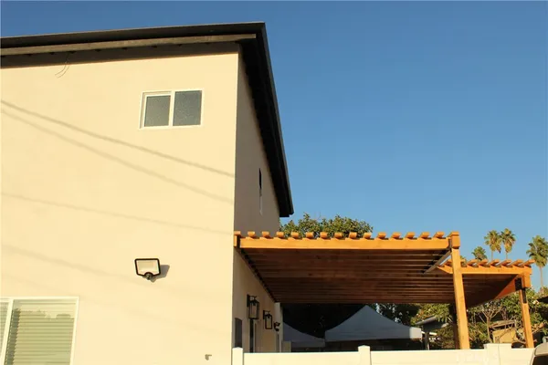 $3,900 | 14665 Brand Boulevard, Mission Hills, CA 91345